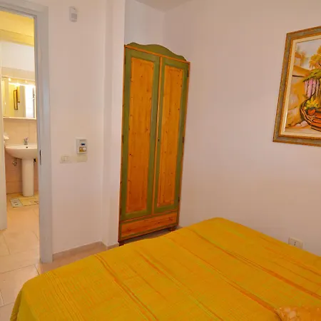 Дом отдыха Casa Tortorella 1 *
